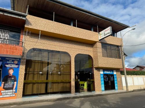 . HOSTAL AKEMI