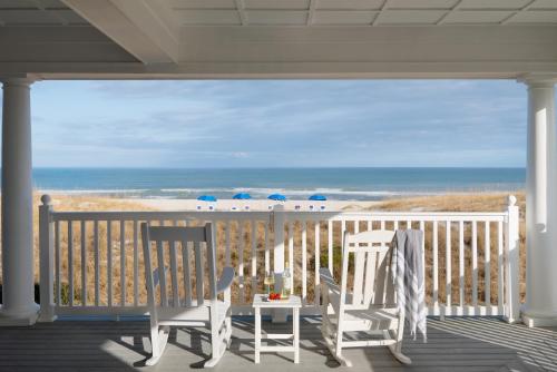 Elizabeth Pointe Lodge - image 12