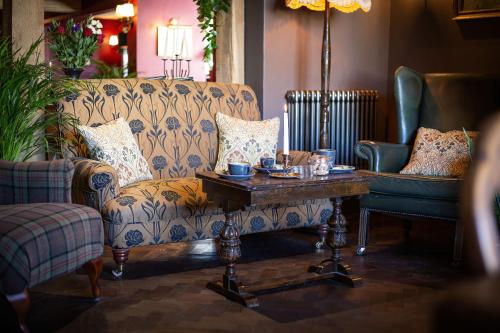 White Hart Wroughton - image 7