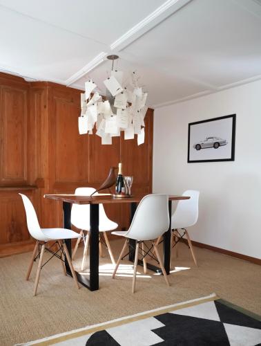 Charming Historical Apartment in Zurich City Center Oldtown, Lucerne