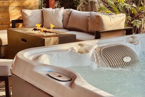 Pezsgőfürdő, Chalet du Lac Lauzon in La Conception (QC)