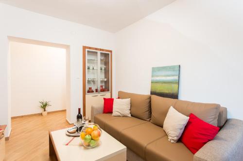 Apartments Gravosa - image 2