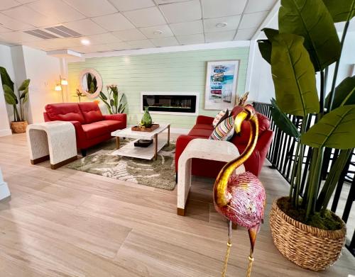 餐廳, 拉尼凱島度假村 (Lani Kai Island Resort) in 水濱/海灘