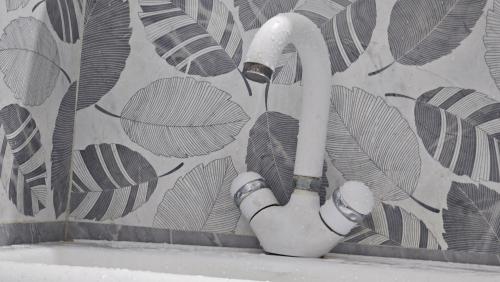 Metro Guest House - image 3