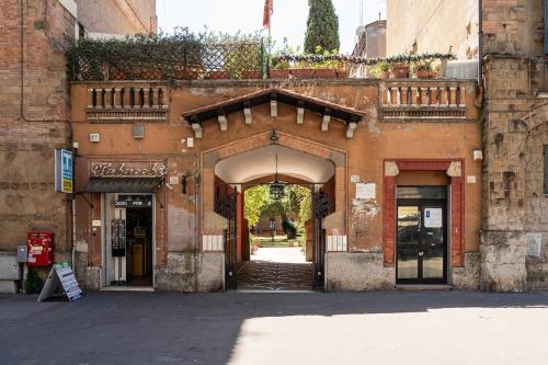 Courtyard Doria Comfort & Style at Vatican Museums, Рим (фото 8)
