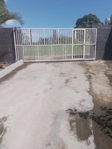Home Away From Home, Nadi (Foto 5)