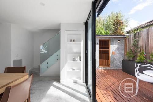 Architectural Oasis Luxury Retreat Glen Iris in 格倫艾里斯