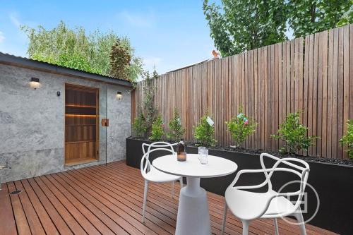 桑拿, Architectural Oasis Luxury Retreat Glen Iris in 格倫艾里斯