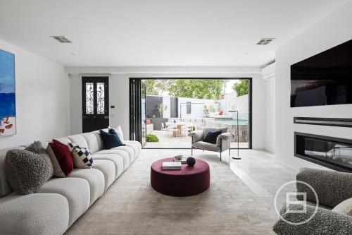 Architectural Oasis Luxury Retreat Glen Iris in 格倫艾里斯