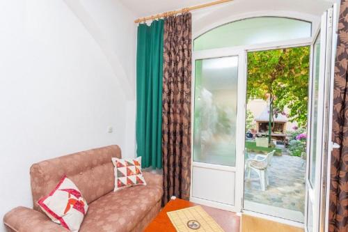 Apartment Tomislava - ground floor - image 4