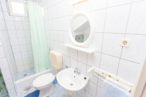 Apartment Tomislava - ground floor - image 3