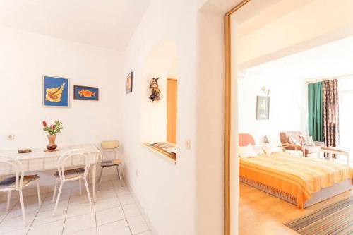 Apartment Tomislava - ground floor - image 14
