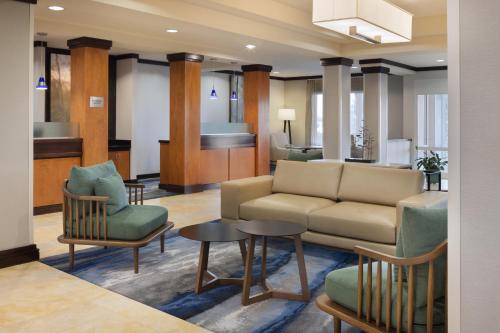 Fairfield Inn and Suites Turlock - image 7