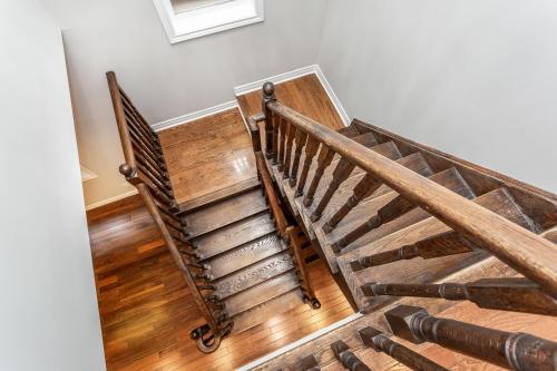 Decor Dreams in Clearview (ON)