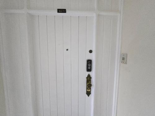 Apartment with Sea View image 9