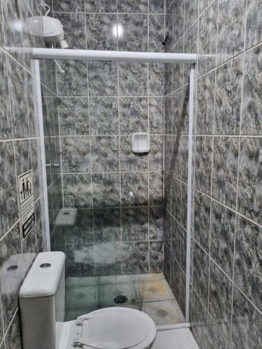 Standard Triple Room image 6
