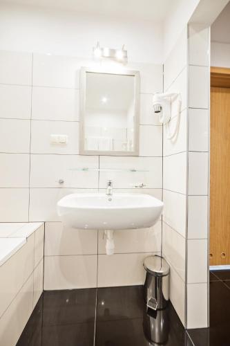 Don Prestige Residence - image 14