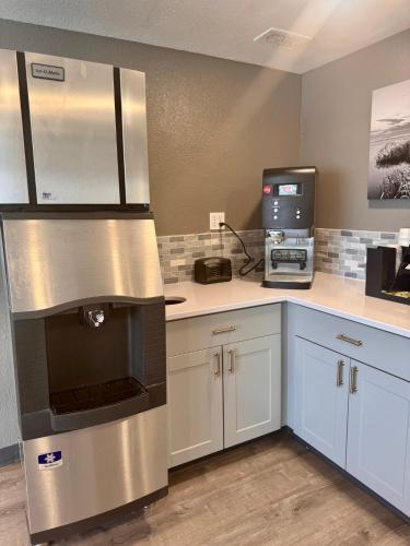 Travelodge by Wyndham Great Falls - image 10