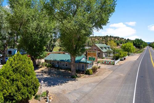 Mount Carmel Motel & RV Near Zion NP Bryce Room - image 2