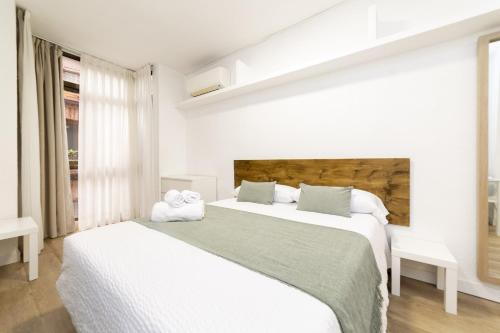 Luxury XV - Ferga Suites, Мадрид