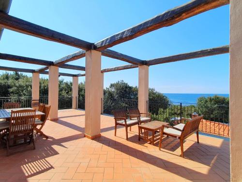 Beachfront apartment in San Vincenzo