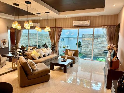 파타야 Phirom2 pool villa pattaya 3성급 싱글룸 스위트룸