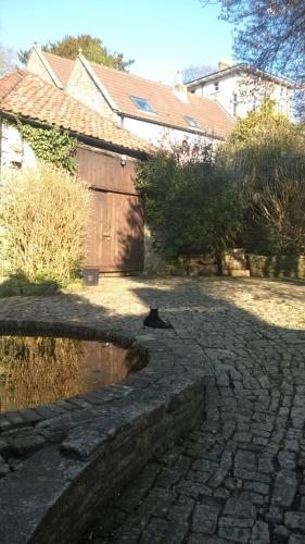 Longbridge Cottage - image 9