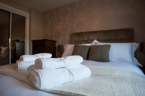 Fonthill Apartment - image 2