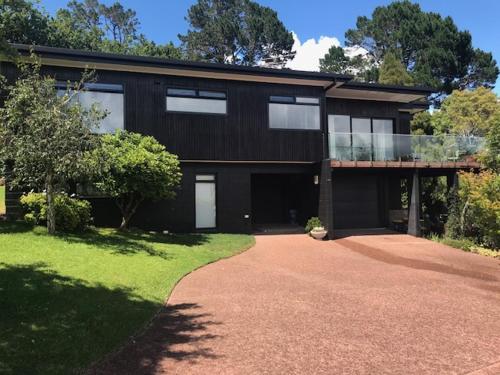 Campbells Bay Beach House, Auckland