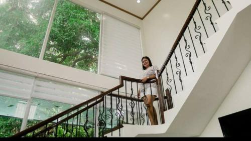 Puerto Galera Hilltop Guesthouse -Tropical Retreat in Palangan