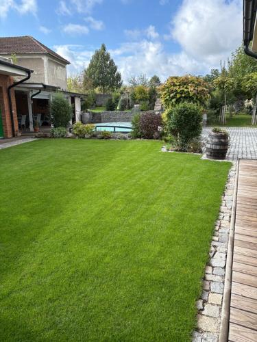 Ubytování Zahrada obrázok