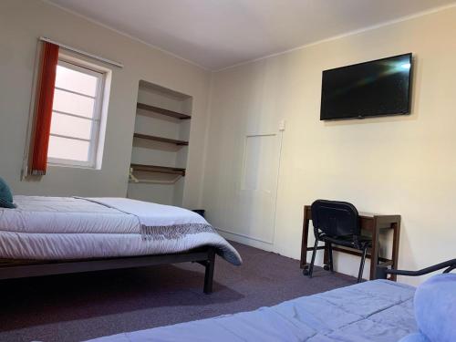 Superior Twin Room image 2
