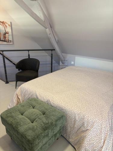 Solesmes exceptionnel studio in Romeries