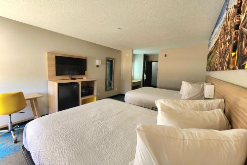دايز إن آند سويتس باي ويندام نيو أيبيريا (Days Inn & Suites by Wyndham New Iberia) in New Iberia