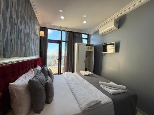Double or Twin Room image 1