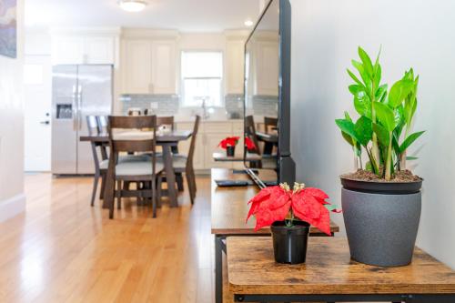 39 - 3BR Quincy - Stunning Townhouse near Adams in Quincy