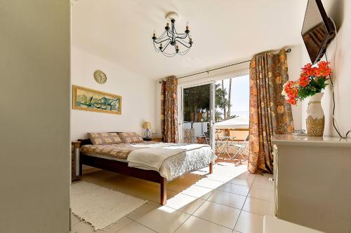

Apartments Tenerife First