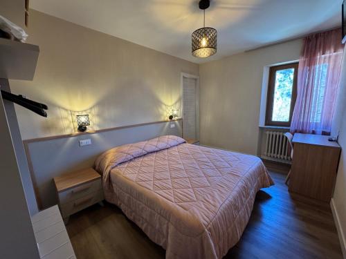 2 twin beds