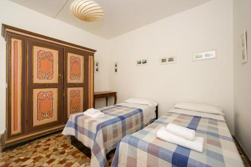 Kyra's House - image 11