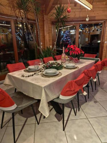 บริการและสิ่งอำนวยความสะดวก, Sublime chalet avec salle de sport in เปริเออ