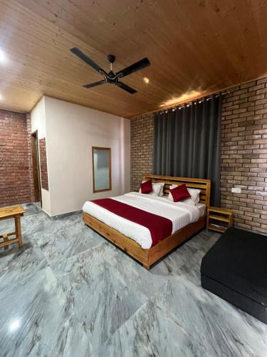 Hotel Paul Villa - Photo 1