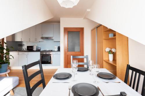 Bright Morya Sky Apartment in Vinohrady, Praga (foto 7)