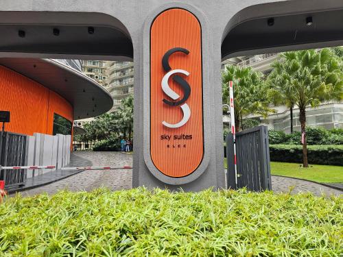 The Sky Suites KLCC by the Park - image 11