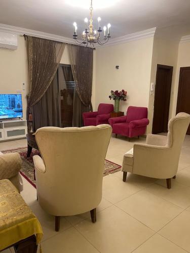 Two-Bedroom Apartment with Garden View room in Family Spacious newly furnished 2 Bedroom 2 bath