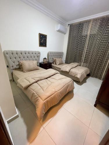 Two-Bedroom Apartment with Garden View image 9