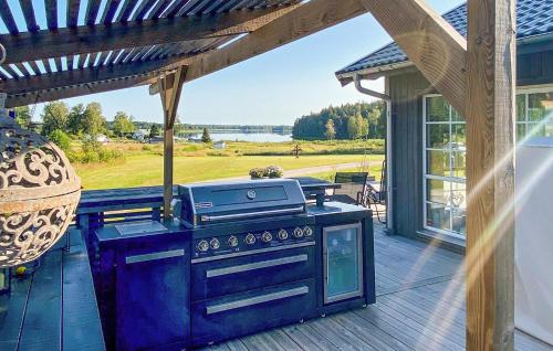 Exterior view, Lovely Home In Glanshammar With Kitchen in Glanshammar