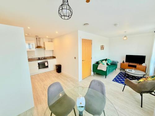 2BR Duplex in Salford MCR Sleeps4 See Apt video in Photos, Manchester (fotografie 2)