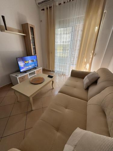 R&M Apartment one bedroom seafront - image 2
