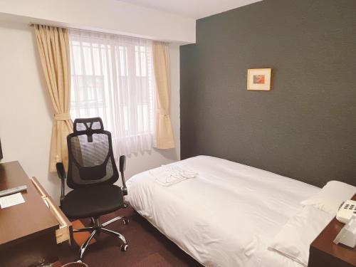 Hotel Shin Osaka / Vacation STAY 81522, Osaka