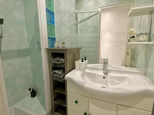 Iconic Central Flat, Nice (photo 10)